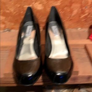 Women’s pumps